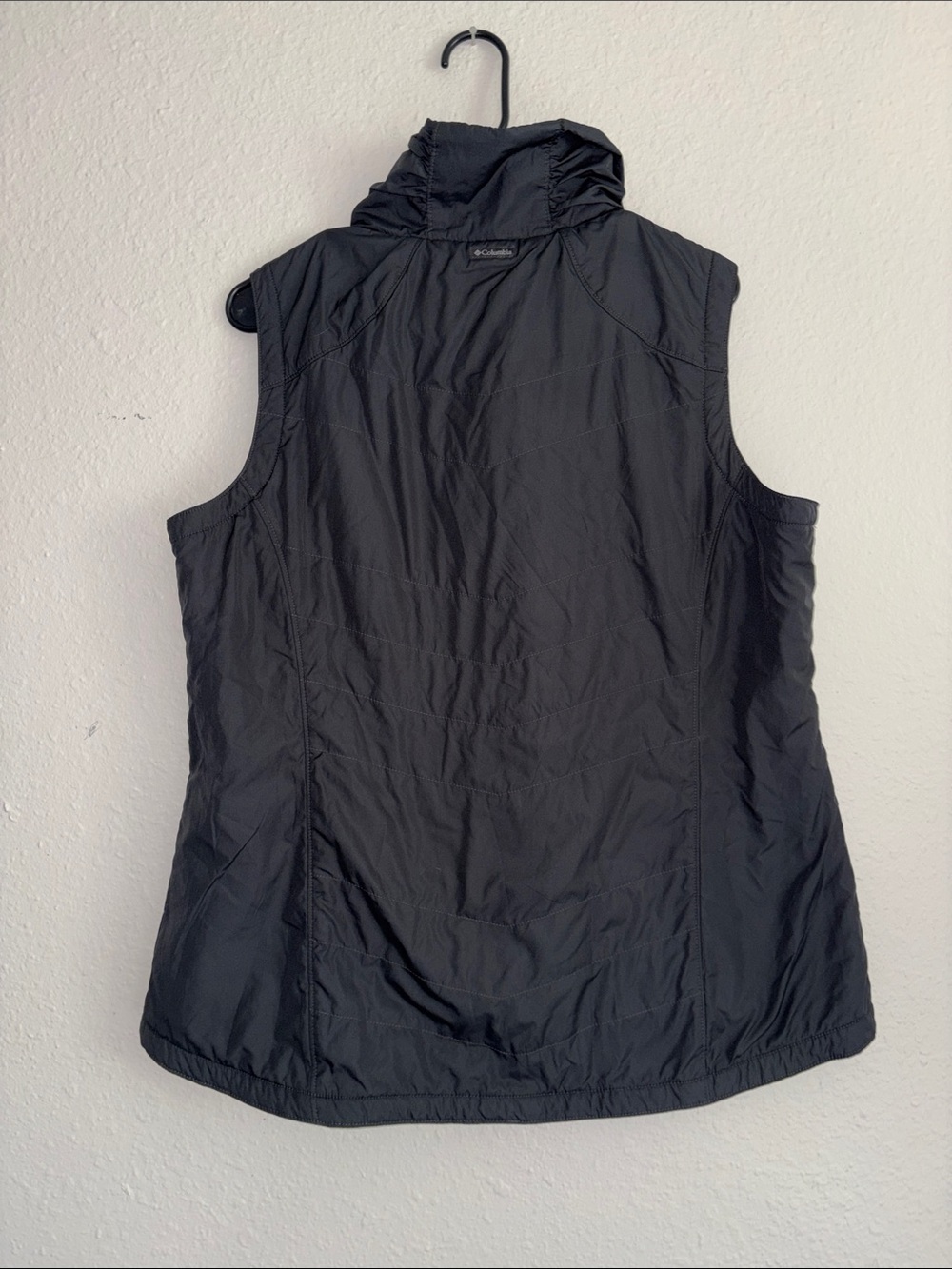 Columbia Black Vest Jacket - Picture 2 of 8
